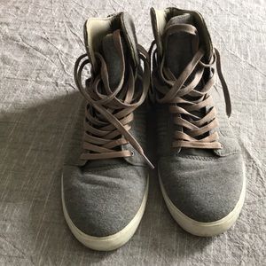 Supra high top skater shoes